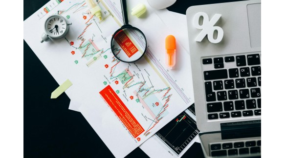 Top strategies for investing $500,000 in 2025: from real estate to the stock market