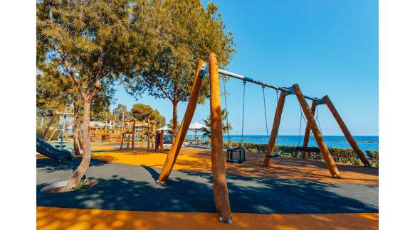 Peter Pan has landed at Petite Plage