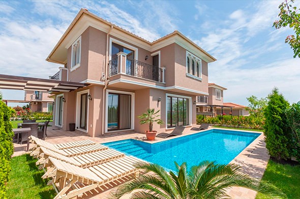 <h2>Why should you trust us to rent apartments in Cyprus?</h2>